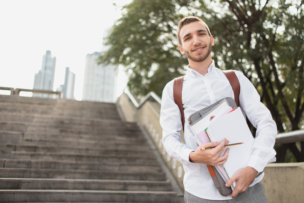 تفاوت‌های مهم کاردانی پیوسته و ناپیوسته